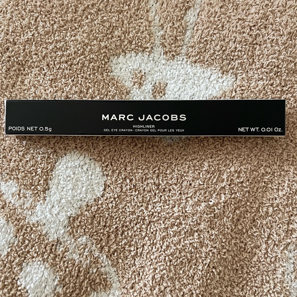 Marc Jacobs 110 Pewter Please! Highliner - Picture 4 of 6